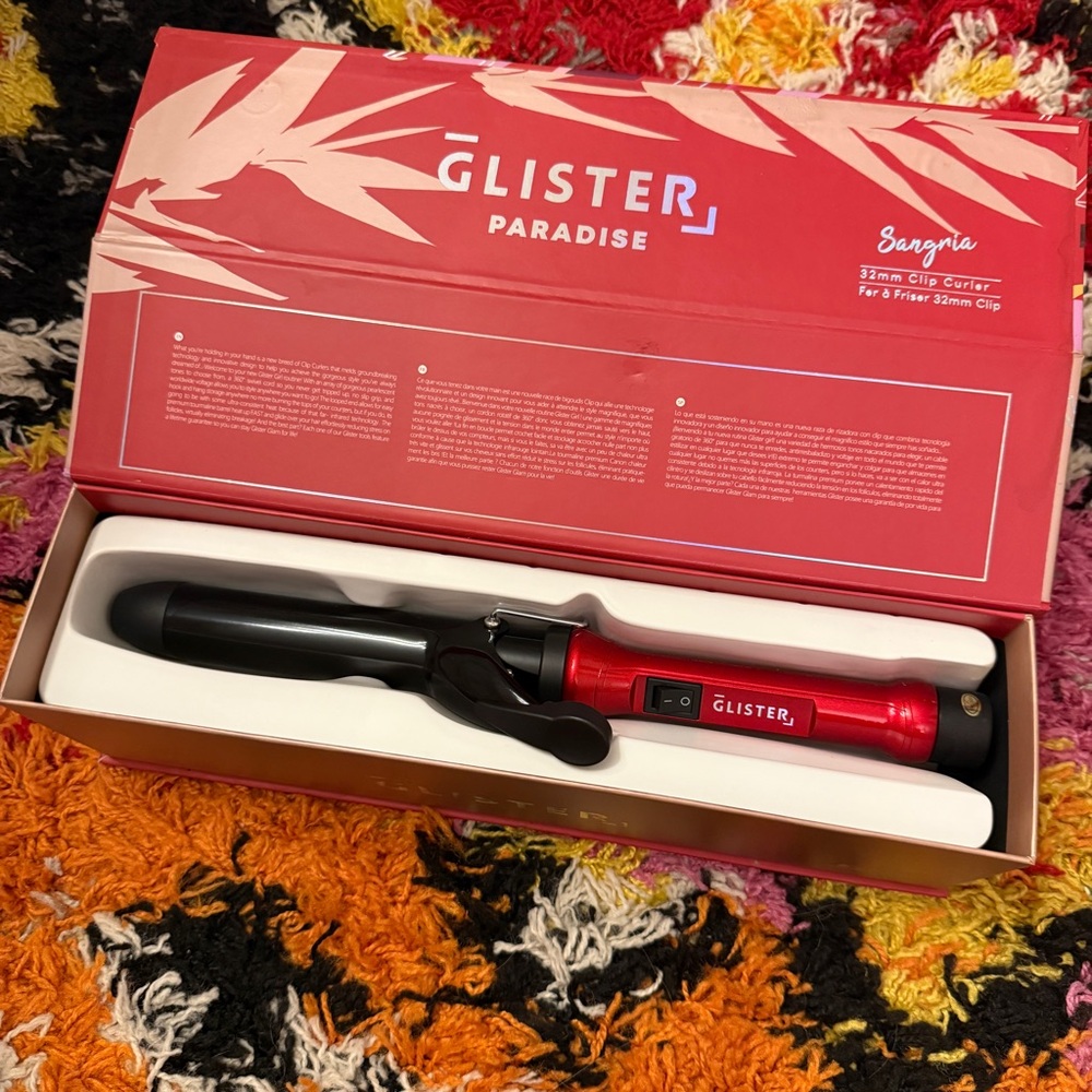 New in box Glister Paradise Curling Iron
